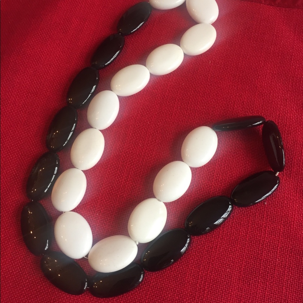 Long bead necklace